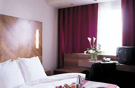 Median Congres Hotel Parijs