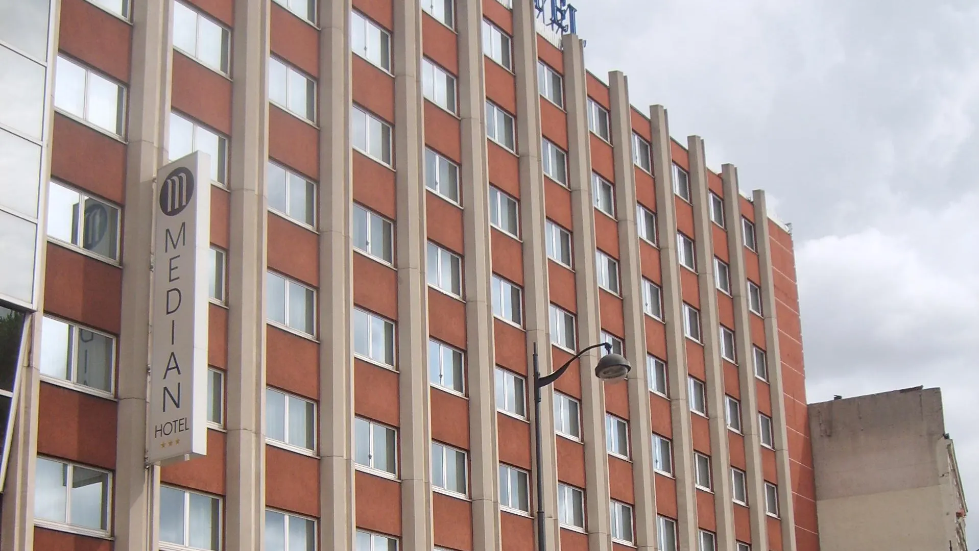 Hotel Median Congres Paříž