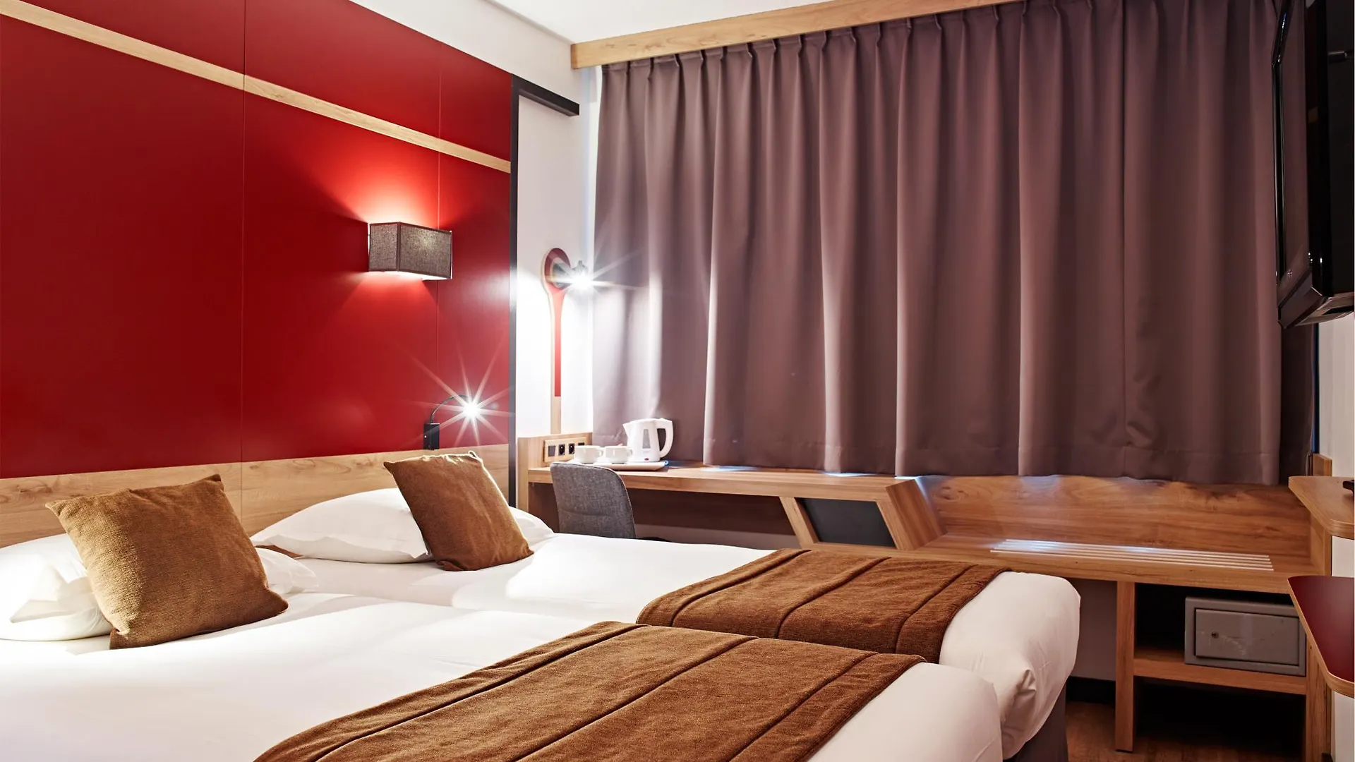 Hotel Median Congres 3*
